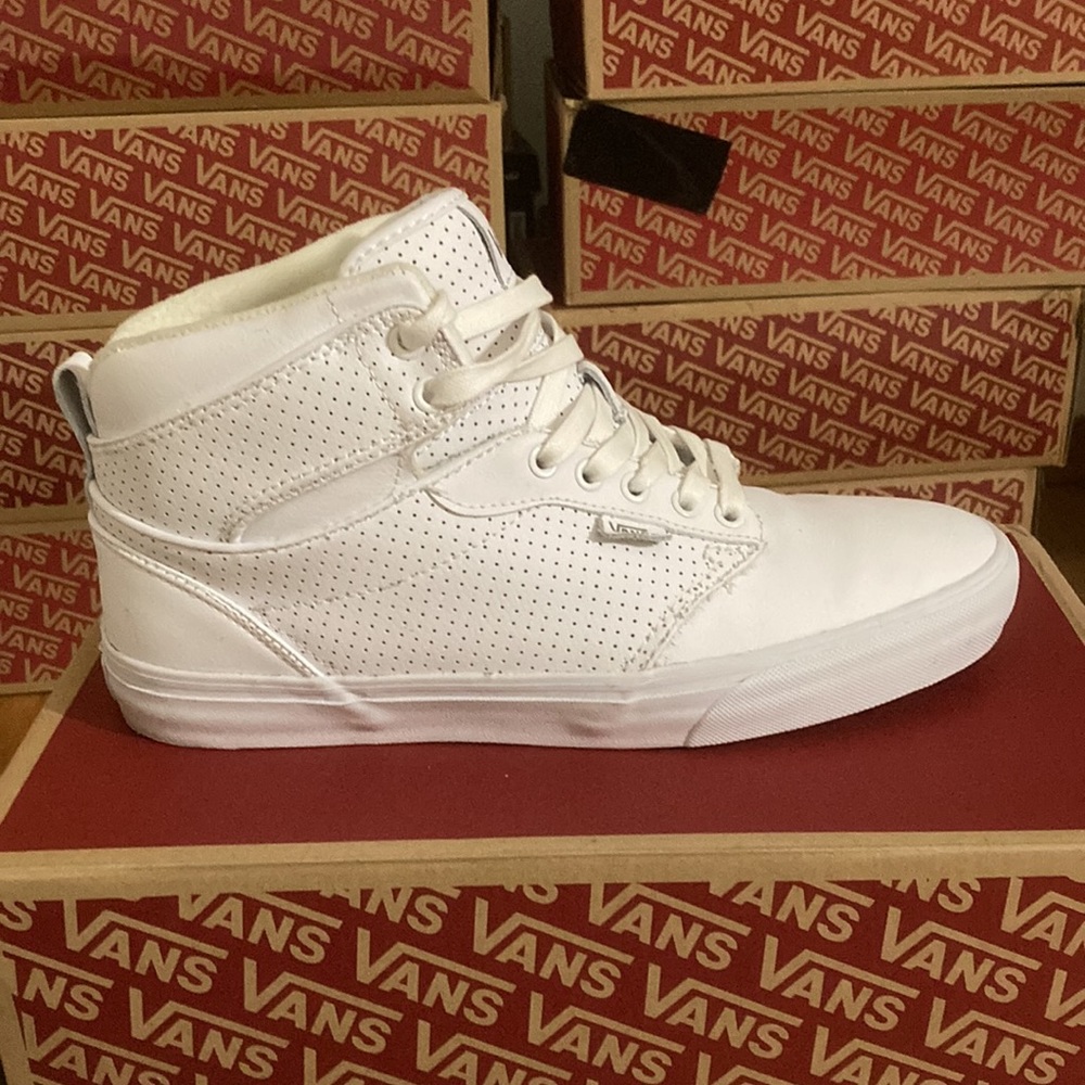 Vans Atwood HI